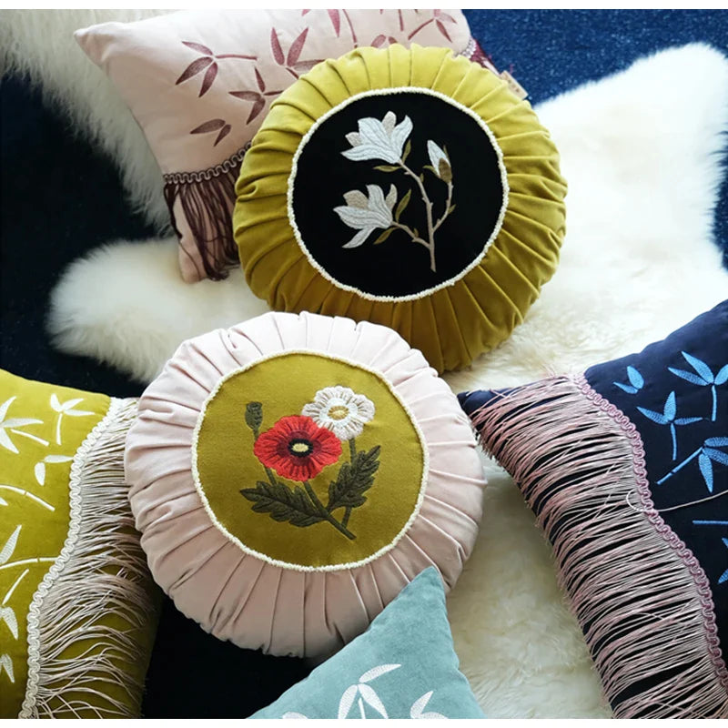 Afralia™ Round Velvet Floral Garland Embroidered Cushion Cover - French Retro Style
