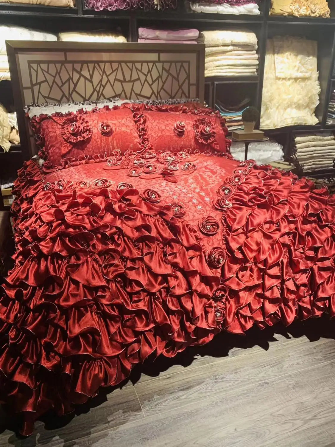 Afralia™ Jacquard Rose Lace Bedding Set, Luxurious European Style, Red & Champagne