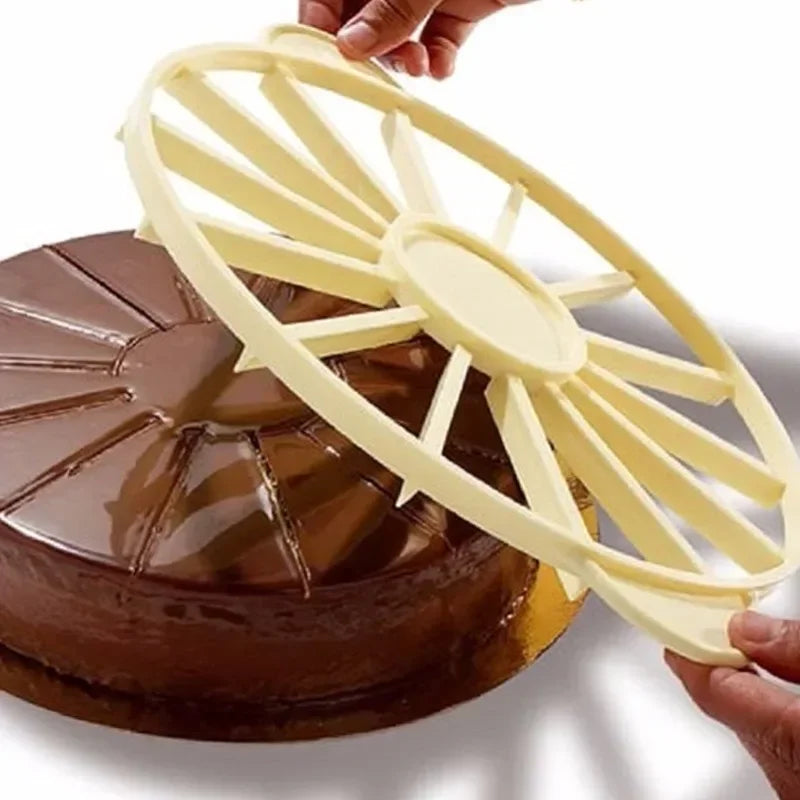 Afralia™ Round Cake Divider Marker Cutter for Even Slices in Kitchen