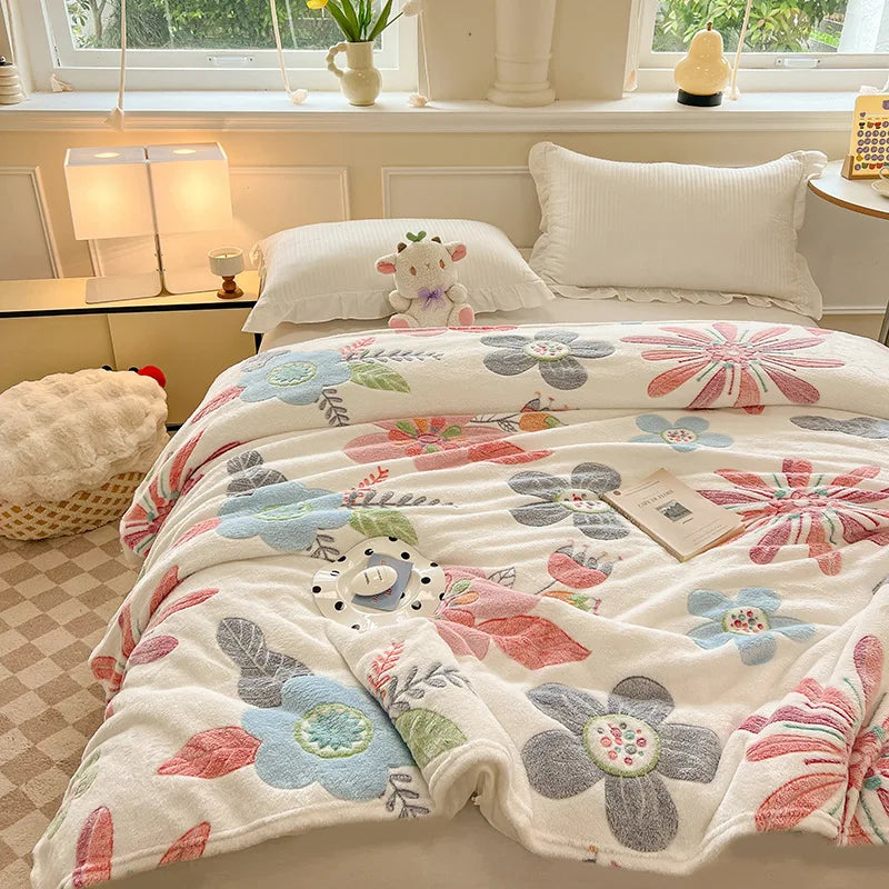 Afralia™ Colorful Flower Patterns Velvet Blanket for Student Bed – Light & Cozy Blanket