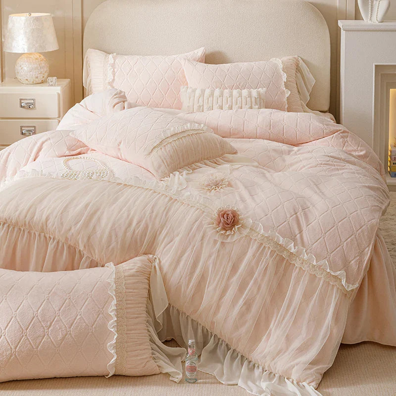 Afralia™ Cozy Velvet Lace Flowers Princess Bedding Set