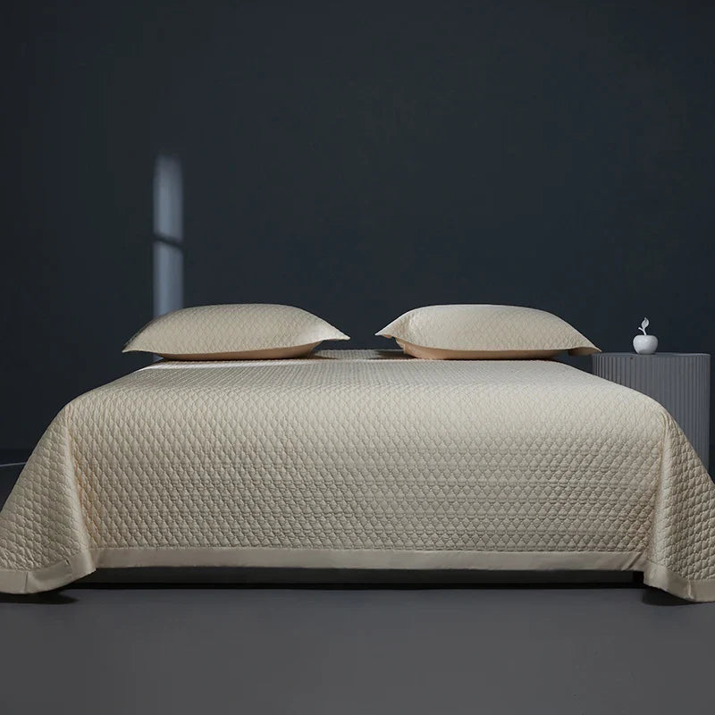Afralia™ Quilted Eucalyptus Fiber Bedspread for Cool Summer Comfort
