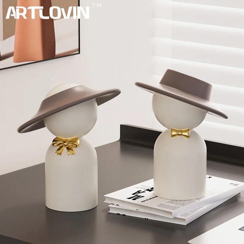 Afralia™ Abstract Couple Bust Sculpture: Modern Decorative White Statue for Stylish Home Decor