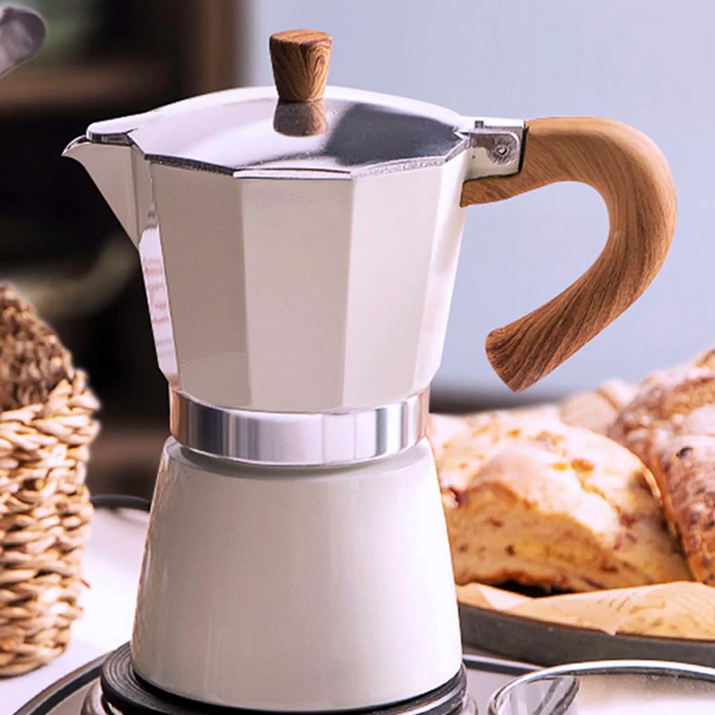 Afralia™ Moka Pot Espresso Maker for Cappuccino Latte 3/6 Cup