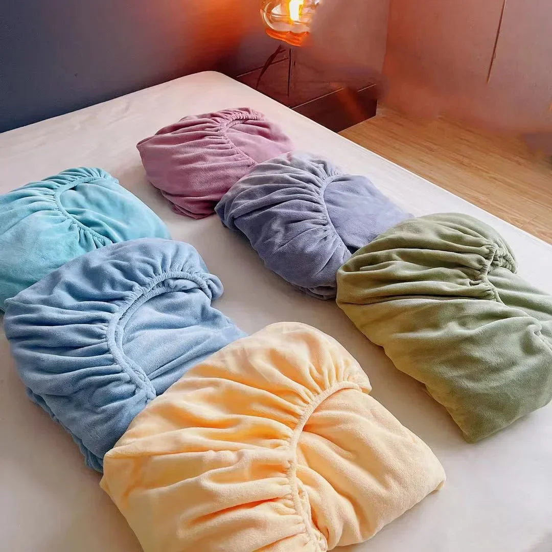 Afralia™ Cozy Flannel Queen Bed Sheet | Soft Fitted Coral Fleece Mattress Cover | Plush Winter Bedsheet