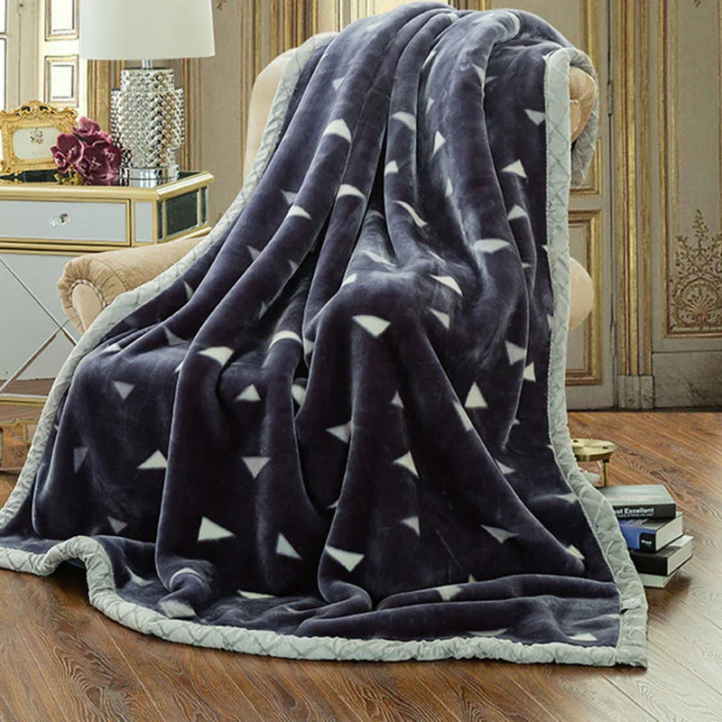 Afralia™ Double Layered Raschel Blanket Vintage Flannel 150X200Cm Size Bed Cover