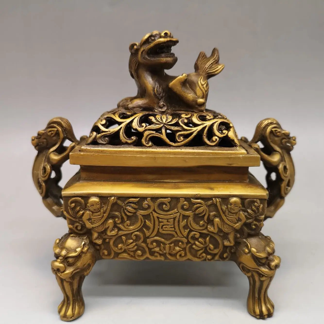 Afralia™ Double Dragon Lion Incense Burner: Antique Bronze Aromatherapy Stove Craft Ornament