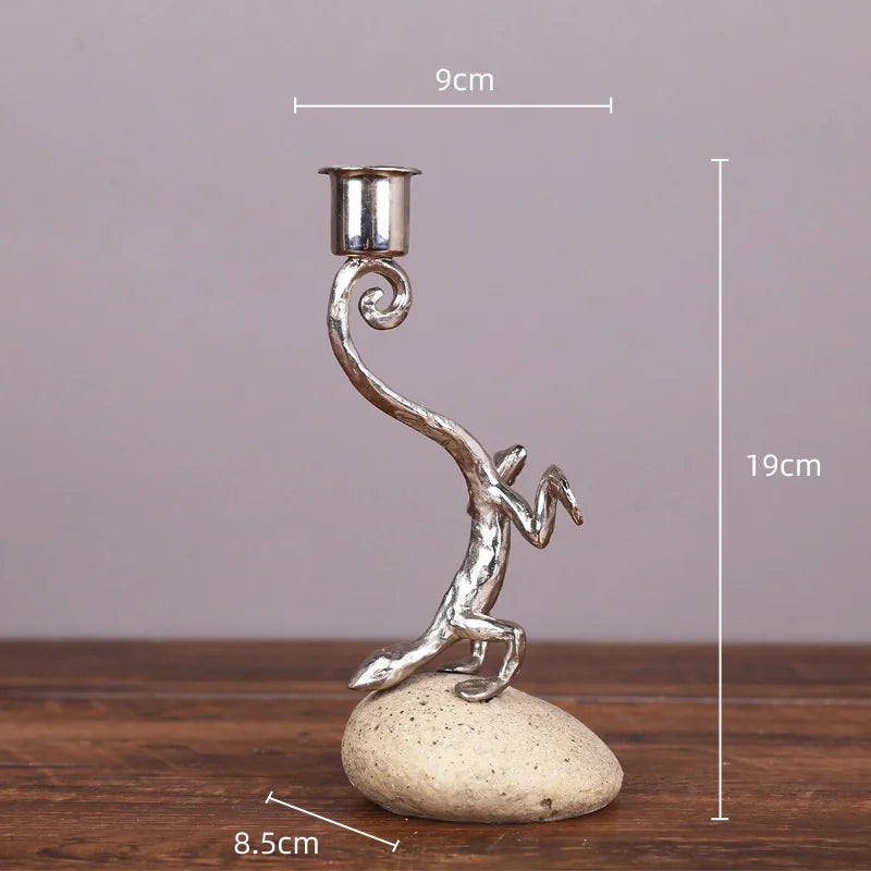 Afralia™ Gecko Lizard Resin Candlestick: Home Decor Figurine & Candelabrum