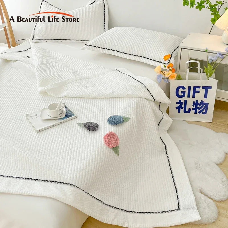 Afralia™ Princess Bubble Yarn Quilted Comforter Set - Elegant Handmade Flowers, Skin-friendly Blanket