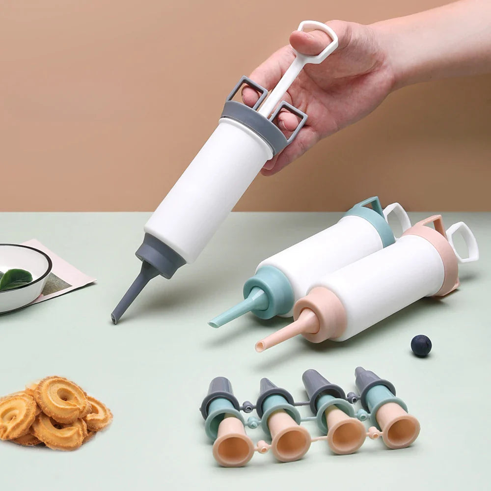 Afralia™ Cake Cream Decorating Gun Set: DIY Pastry Nozzles & Flower Piece for Muffins