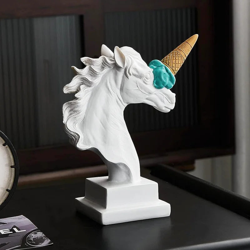 Afralia™ Horse Head Sculpture Resin Animal Statue Modern Home Decor