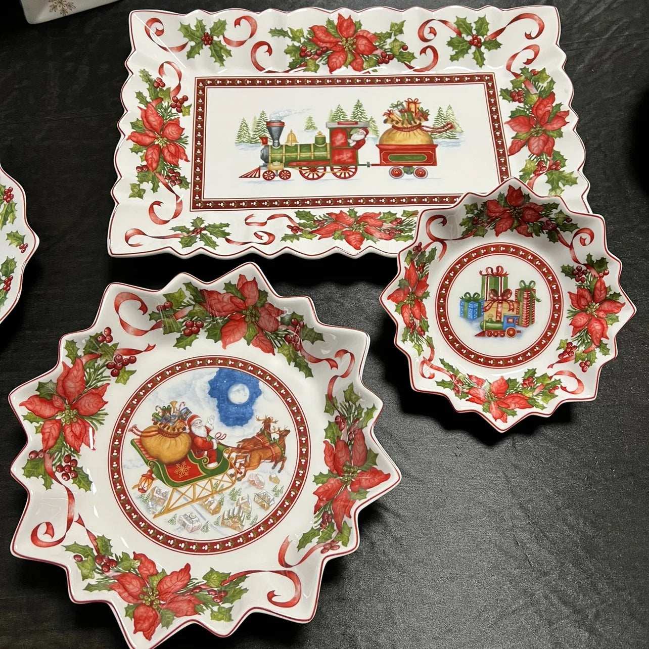 Afralia™ Christmas Tableware & Dinnerware Set