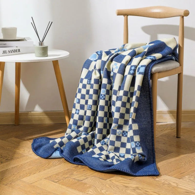 Afralia™ Checkered Jacquard Blanket: Cozy, Versatile Throw for All Seasons.