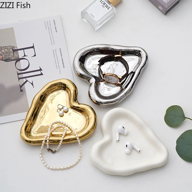 Afralia™ Heart-Shaped Jewelry Stand Tray: Earrings & Necklace Display Plate