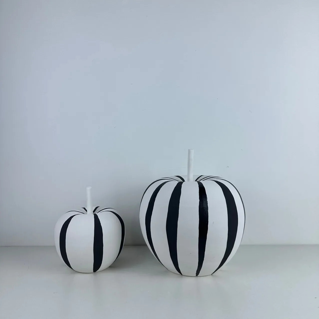 Afralia™ Zebra Geometric Apple Handicraft Decor Figurines - Black White Stripes