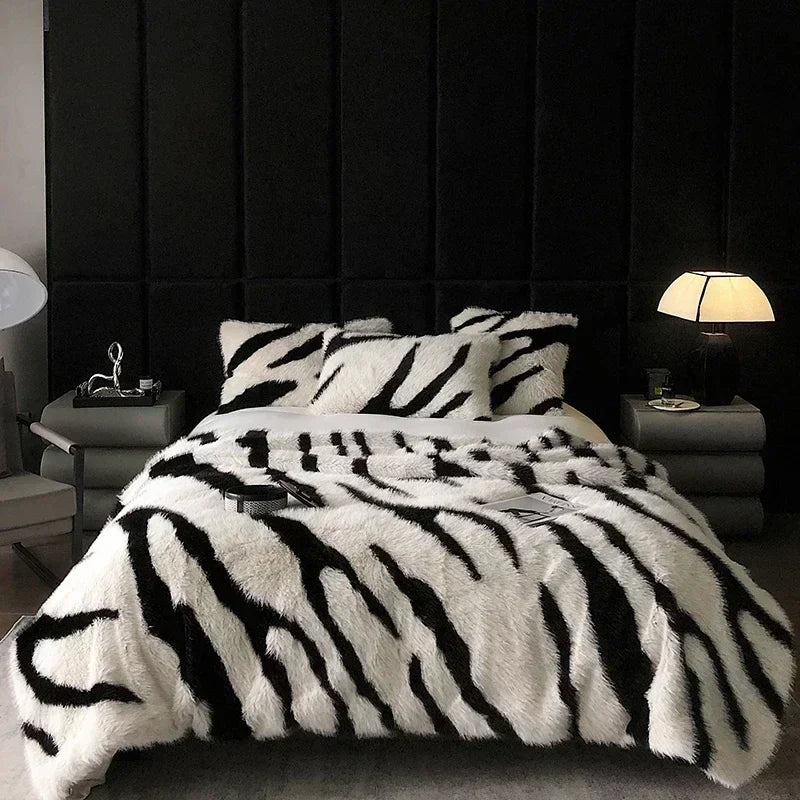 Afralia™ Faux Fox Fur Luxury Blanket for Bed & Sofa - Premium Plush & Warm Weighted Throw