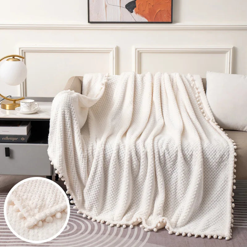 Afralia™ Pineapple Plaid Coral Fleece Blanket with Tassel Balls - Soft & Breathable Bedspread