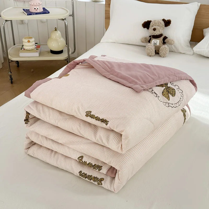 Afralia™ Floral Print Summer Quilt - Soft, Lightweight, Breathable Blanket