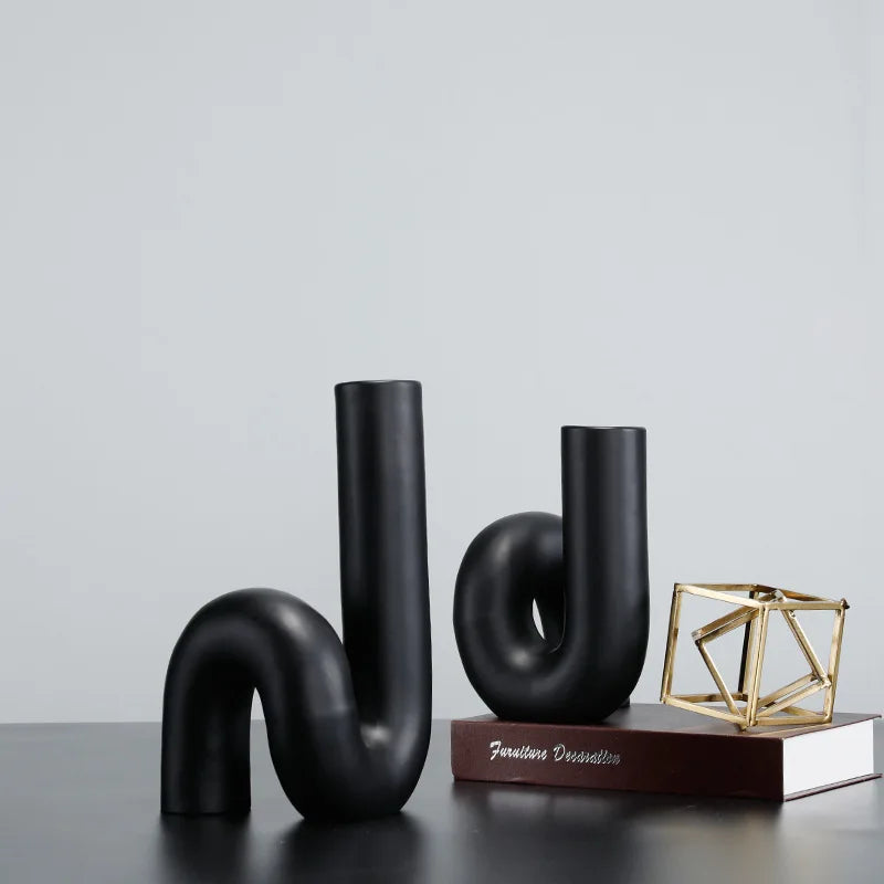 Afralia™ Black Pipe Geometric Resin Twist Knot Figurine - Home Decor Accessory