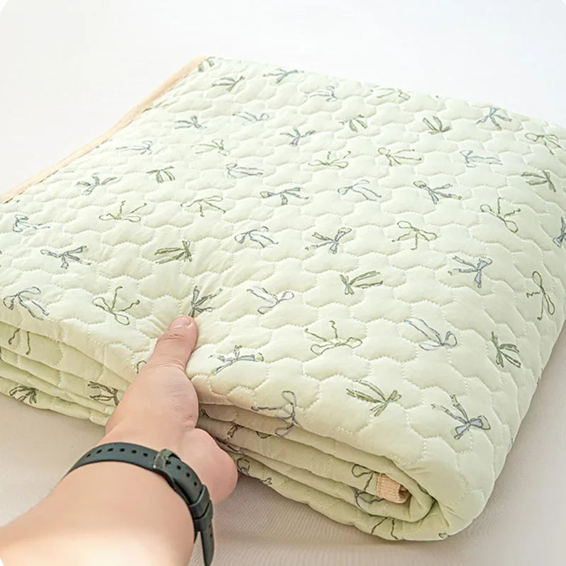 Afralia™ Floral Latex Cooling Mattress Set, Multi-Layer Soft Cushion, Breathable & Quick Cooling