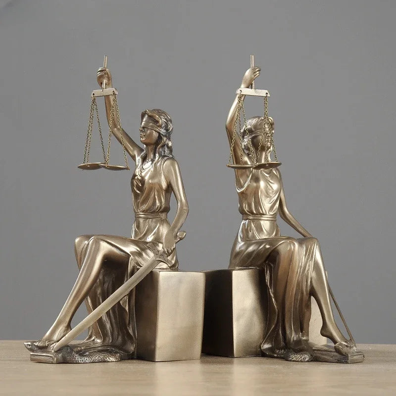Afralia™ Justice Goddess Statue Bookends: Creative Home Decor for Study Room