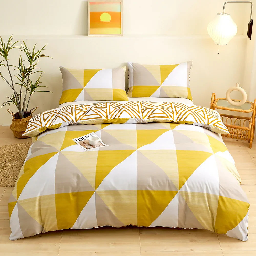 Afralia™ Geometric Triangle Block Print Bedding Set with 2 Pillowcases for Queen/King Double Bed