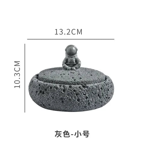 Afralia™ Cement Astronaut Ashtray with Lid - High Temperature Resistant Cigar Ashtray