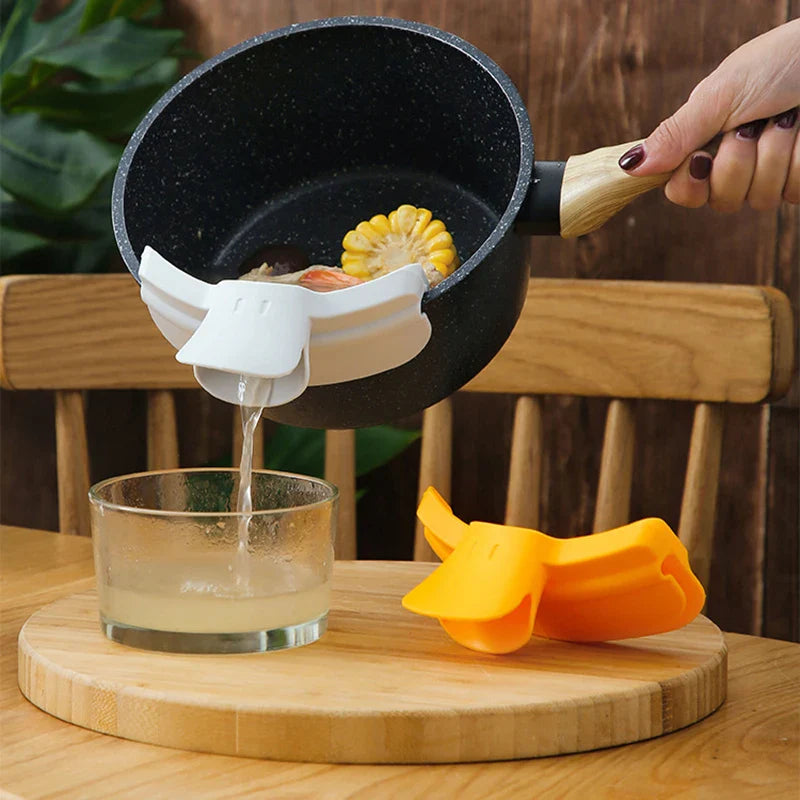Afralia™ Duck Beak Funnel Liquid Deflector Kitchen Tool - Leakproof Pouring Nozzle