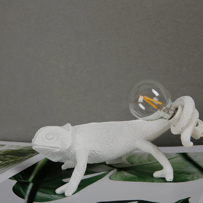 Afralia™ Chameleon Table Lamp: Nordic LED Resin Animal Night Light for Bedroom and Living Room