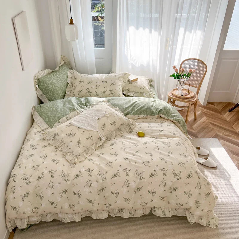 Afralia™ Gardenia Print Princess Bedding Set with Ruffles and Pillowcases