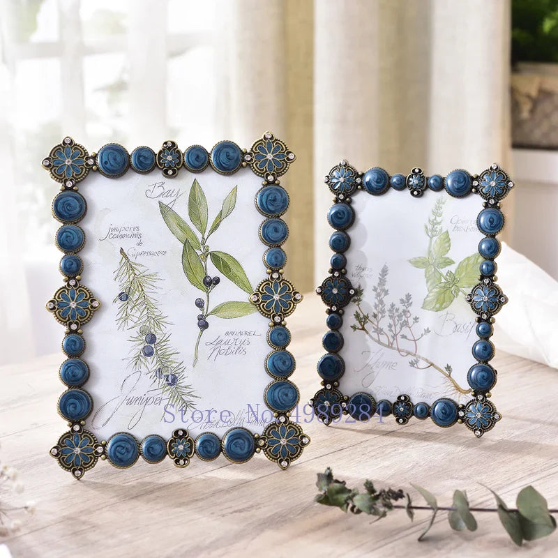 Afralia™ Retro Metal Gem Photo Frame: Handmade Wedding Desktop Decor for Picture Display