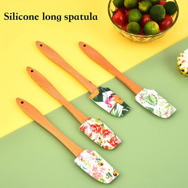 Afralia™ Silicone Flower Pattern Spatula with Wooden Handle for Baking