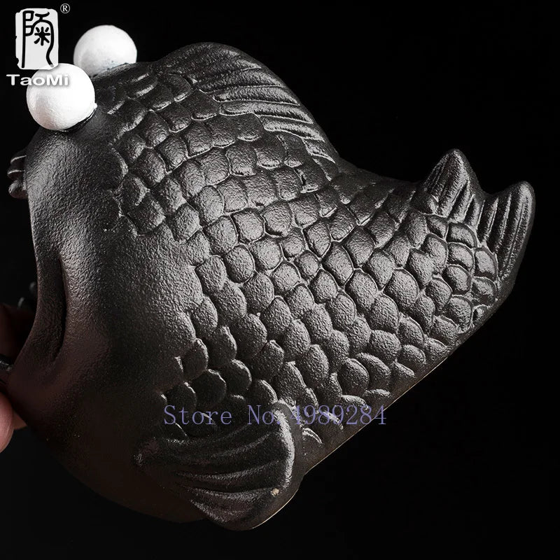 Afralia™ Cute Animal Ceramic Ashtray Piranha Office Decoration Windproof Car Ashtray