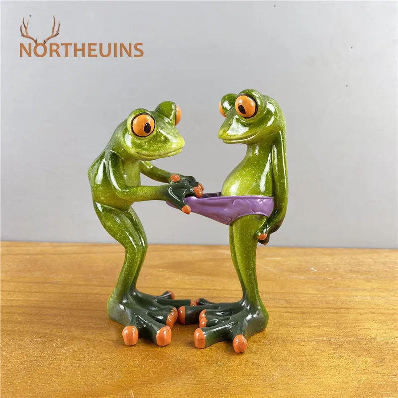 Afralia™ Leggy Frog Couple Figurine: Modern Wedding Home Decor Statue