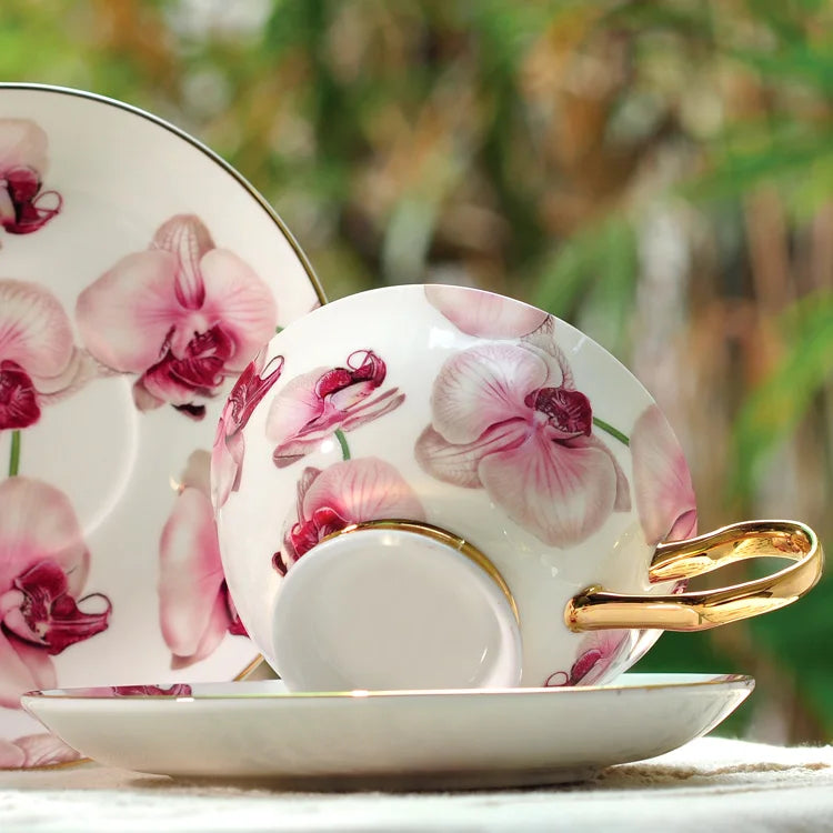 Afralia™ Romantic Pastoral Tea Cup Set 200ml Bone China Coffee Cup British Cafe