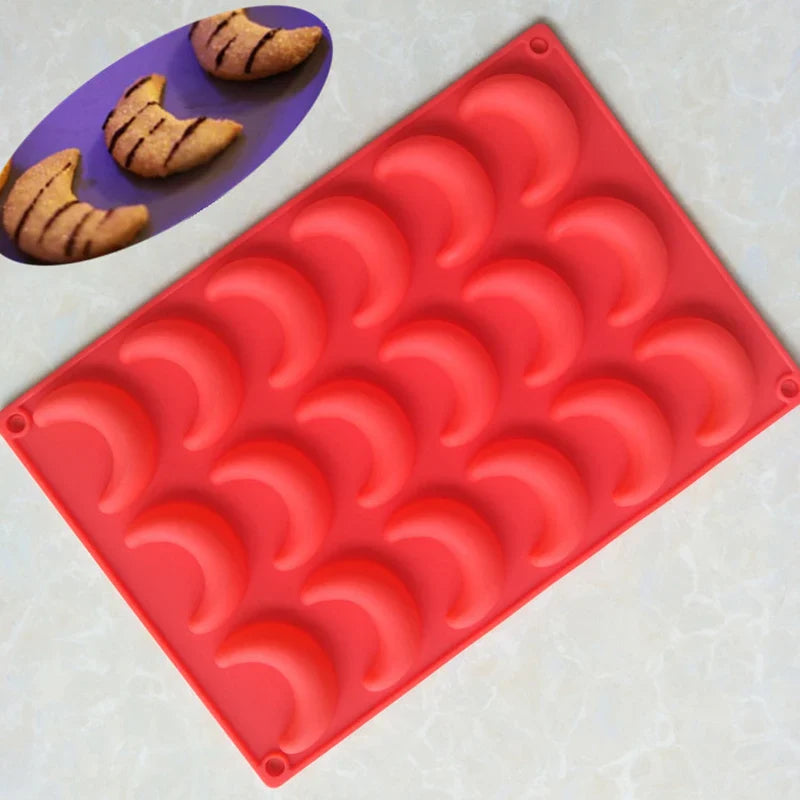 Afralia™ Silicone Crescent Moon Cake Mold for Baking and Decorating