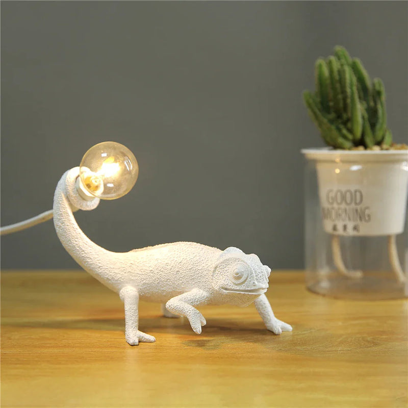 Afralia™ Chameleon Night Light Lamp Resin Decor Cute Animal Home Bedroom Lighting