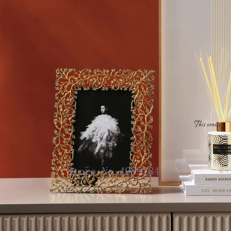 Afralia™ Golden Leaves Metal Photo Frame: Modern Home Decor & Picture Display