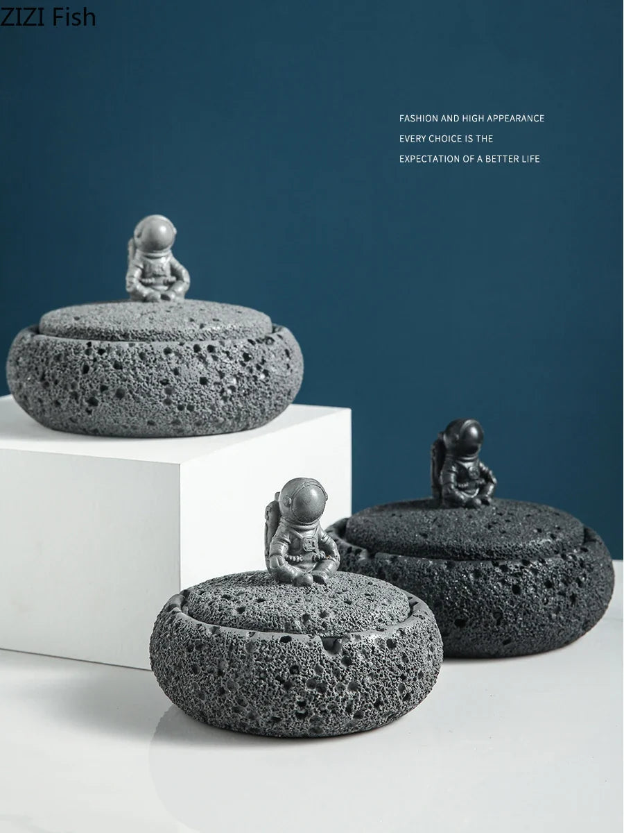 Afralia™ Cement Astronaut Ashtray with Lid - High Temperature Resistant Cigar Ashtray