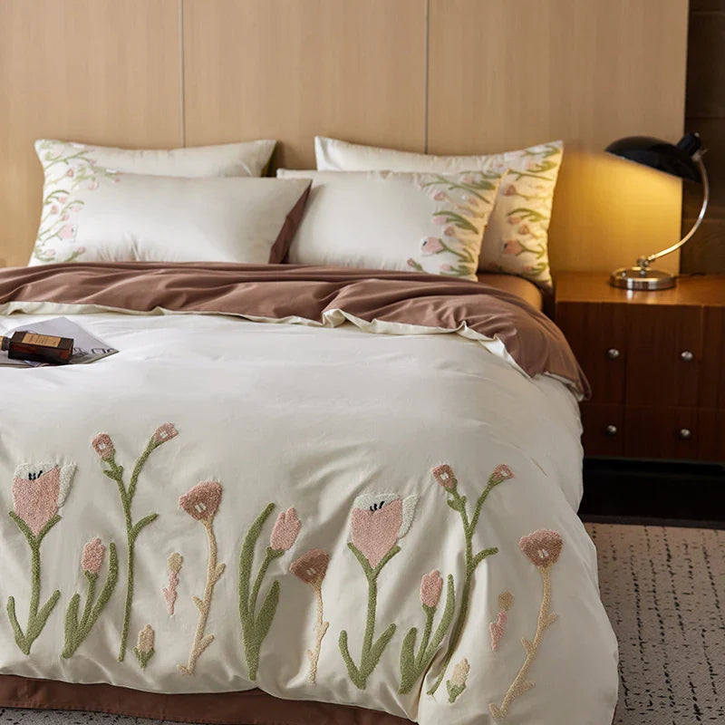 Afralia™ 4-Piece Egyptian Cotton Tulip Towel Embroidery Bedding Set