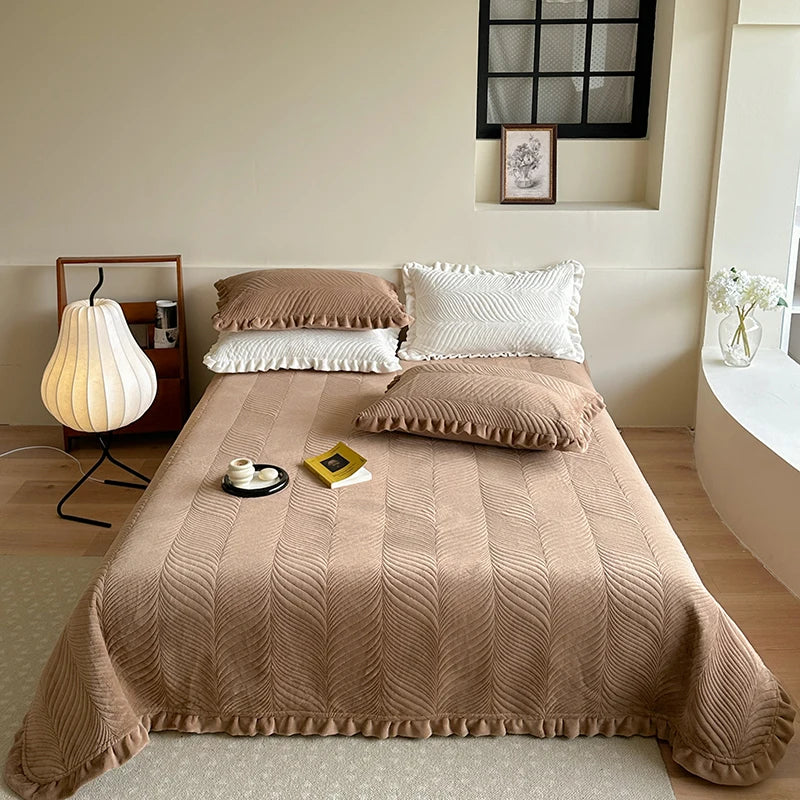 Afralia™ Luxe Quilt Set: Velvet Fleece Bedspread & Cotton Coverlet with Pillowcases
