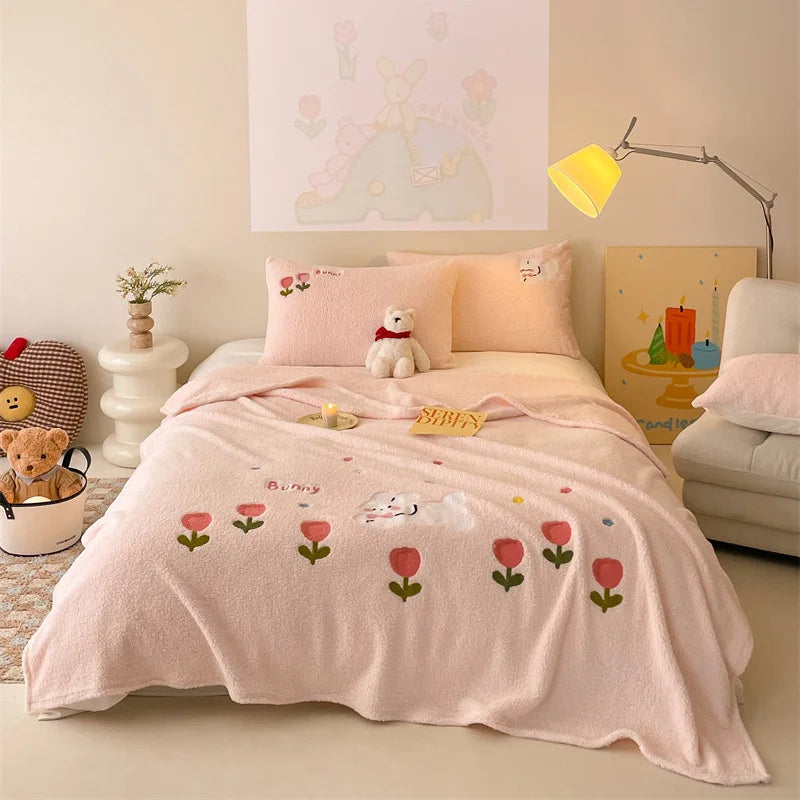 Afralia™ Cozy Teddy Fleece Blanket - Luxury Bedspread for All Seasons