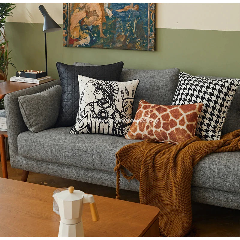 Afralia™ Cheetah Giraffe Skin Pattern Lumbar Pillow Cover 30x50cm