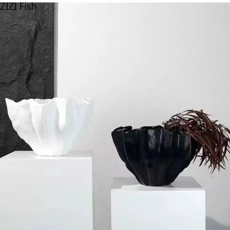 Afralia™ Black Resin Bud Vase Modern Room Decor Flowers Arrangement Desk Vase