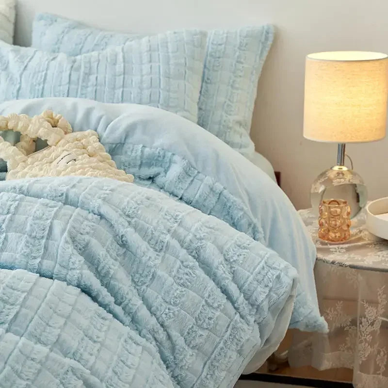 Afralia™ Cozy Rabbit Velvet Queen Bedding Set for Autumn/Winter