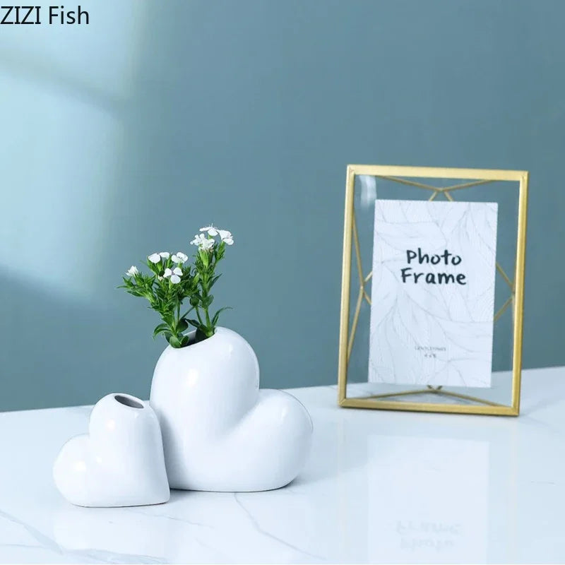 Afralia™ Heart Ceramic Vase Modern Floral Arrangement Desk Decoration Aesthetic Decor