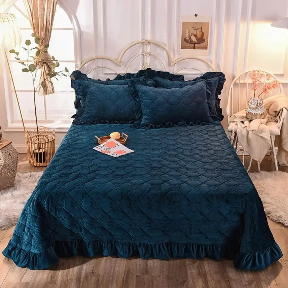 Afralia™ Nordic Pink Velvet Quilting Bedspread Set with Pillowcases