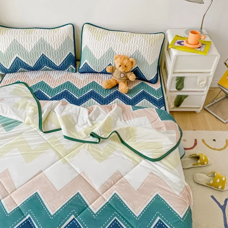 Afralia™ Cool Feeling Silky Summer Comforter & Latex Fitted Sheet Set