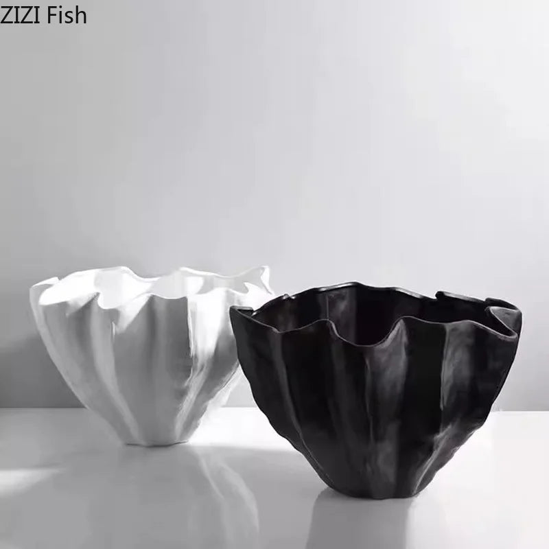 Afralia™ Black Resin Bud Vase Modern Room Decor Flowers Arrangement Desk Vase