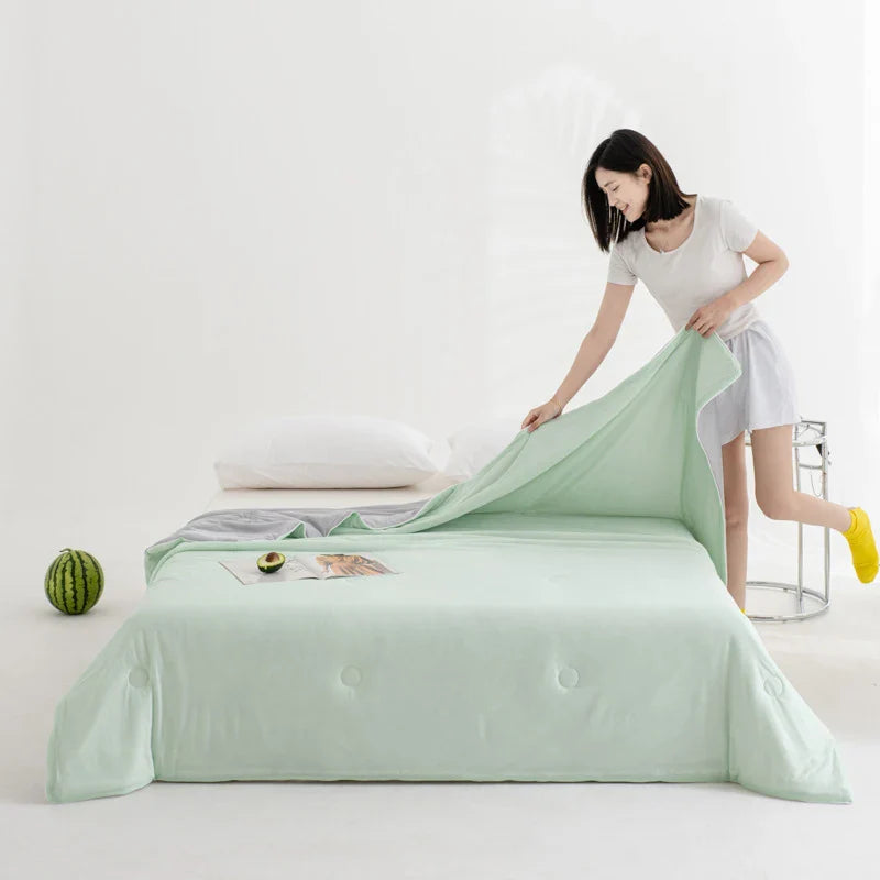 Afralia™ Cool Fibre Summer Quilt: Soft, Breathable & Machine Washable Light Blanket
